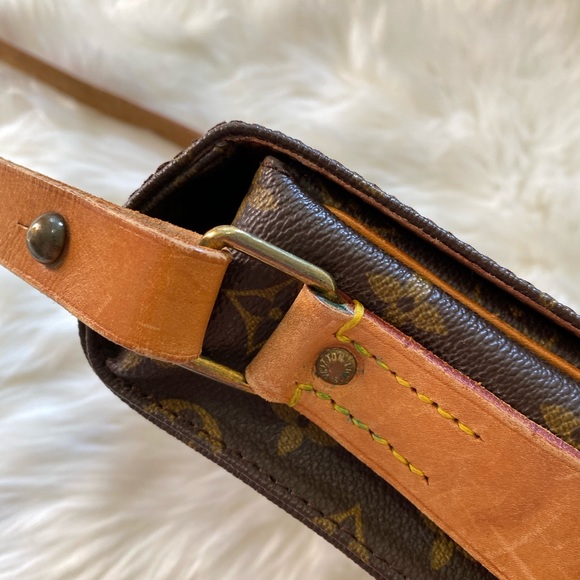 Authentic vintage Louis Vuitton monogram Cartouchiere GM - Picture 4 of 13